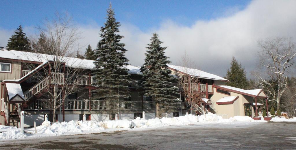Austrian Haus Lodge ويست دوفر المظهر الخارجي الصورة